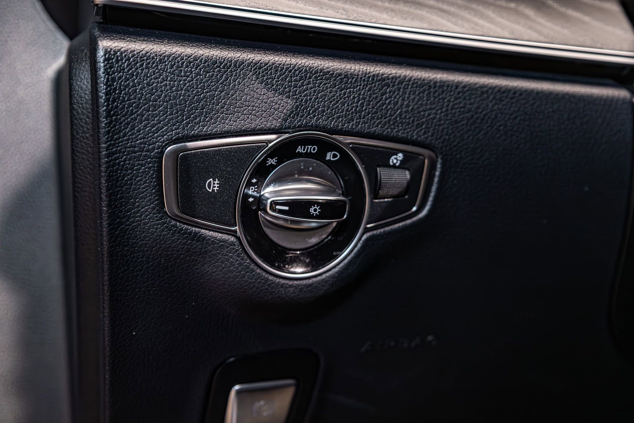 Used 2023 Mercedes-Benz E 53 AMG 4MATIC Sedan w/ Driver Assistance Package image 16