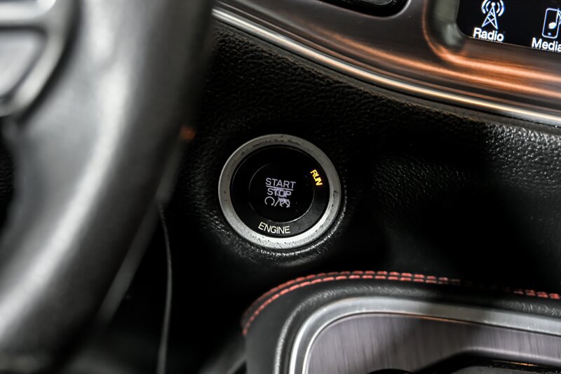 Used 2016 Dodge Challenger R/T Plus RWD image 23