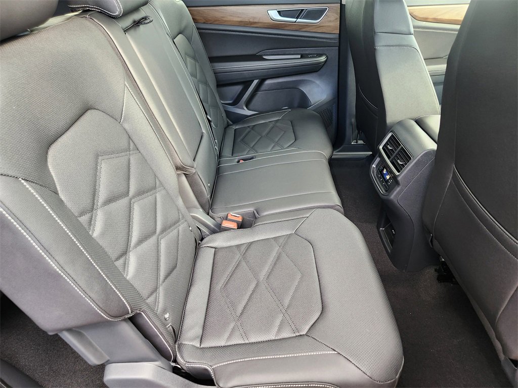 New 2026 Volkswagen Atlas SE image 21