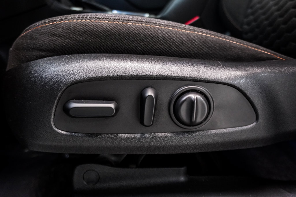 Used 2020 Chevrolet Equinox LT AWD/4WD image 7