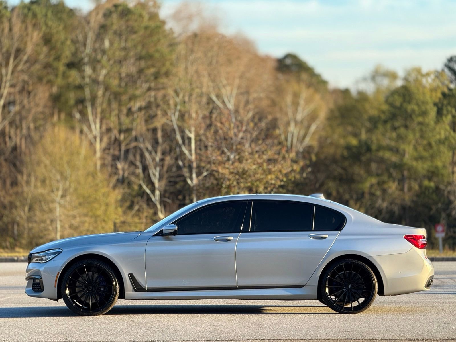 Used 2019 BMW 750i xDrive 750i xDrive w/ Executive Package image 8