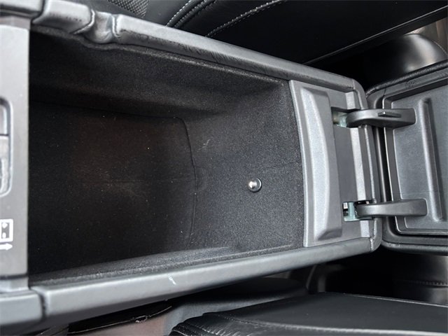 Used 2020 Jeep Grand Cherokee SRT image 21