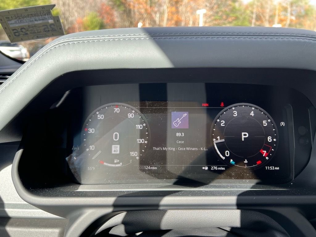 New 2025 Land Rover Defender 110 X-Dynamic SE image 15