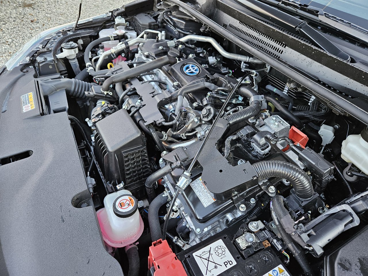 Used 2024 Toyota Corolla LE w/ LE Convenience Package image 47