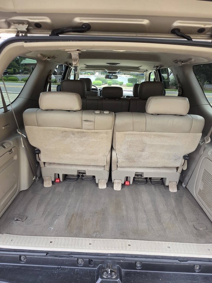 Used 2007 Toyota Sequoia Limited RWD image 10