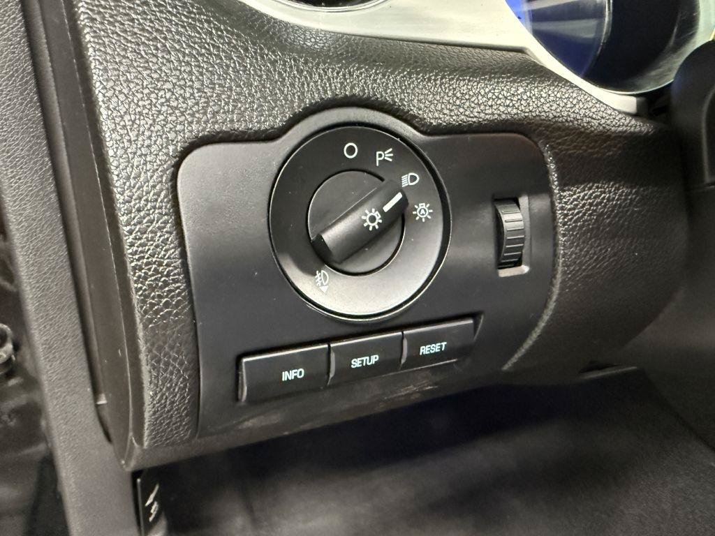 Used 2010 Ford Mustang GT RWD image 21