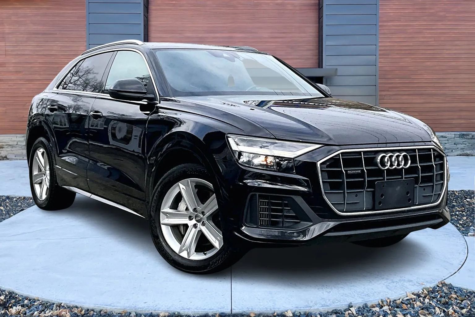 Used 2019 Audi Q8 Premium image 1