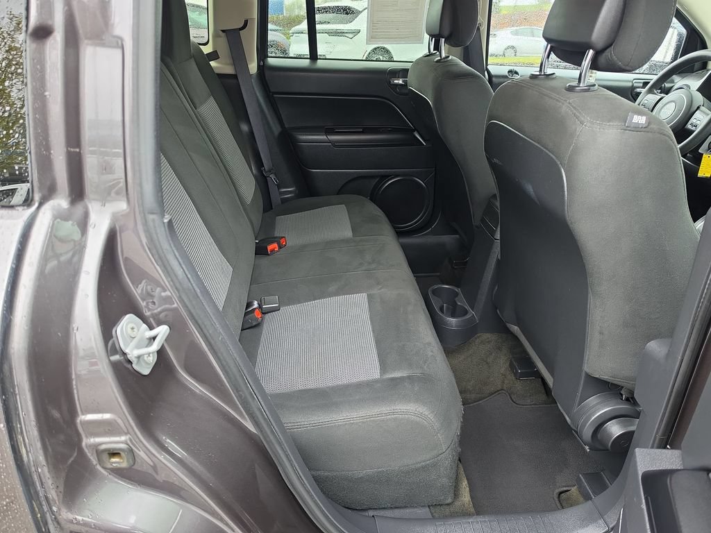 Used 2017 Jeep Compass Sport w/ Power Value Group AWD/4WD image 25