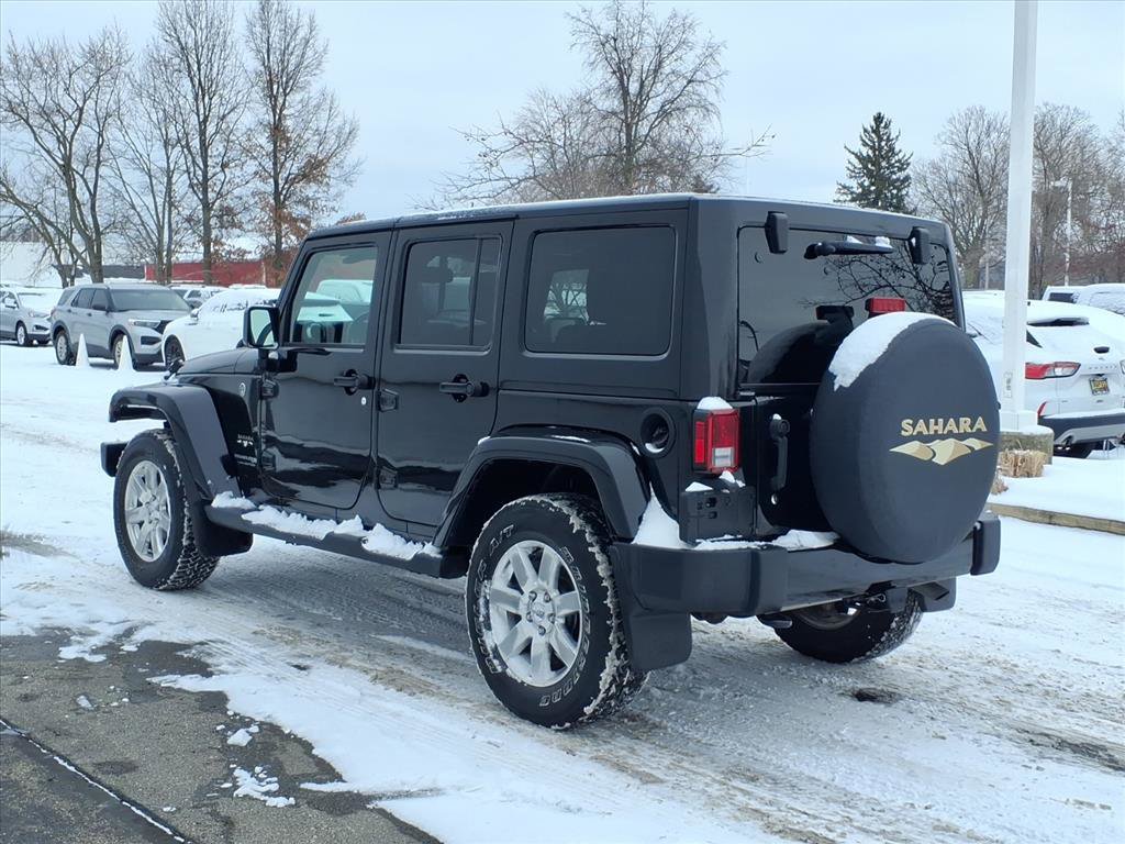 Used 2018 Jeep Wrangler Unlimited Sahara w/ Connectivity Group image 4