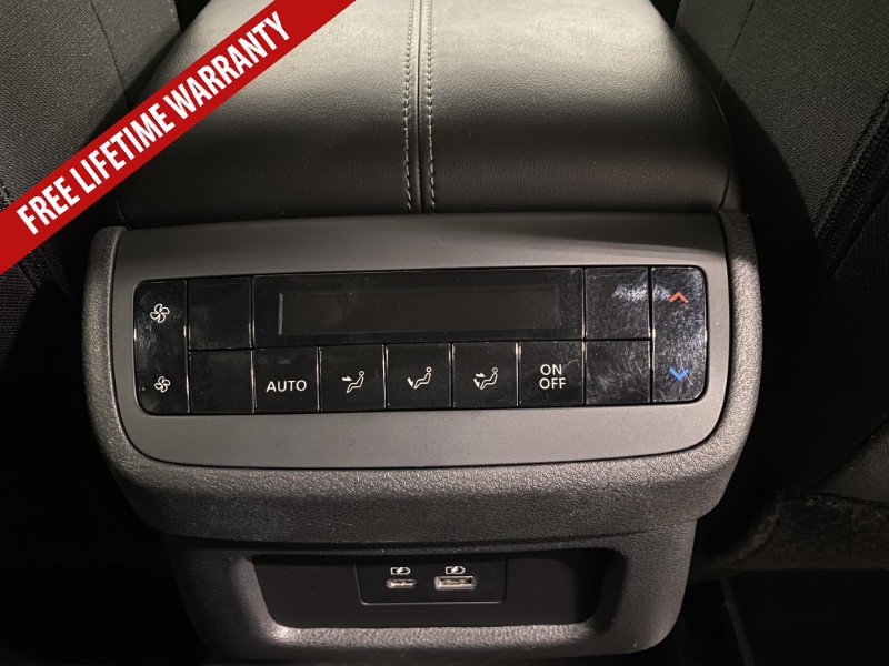 Used 2025 Nissan Pathfinder SV FWD image 38