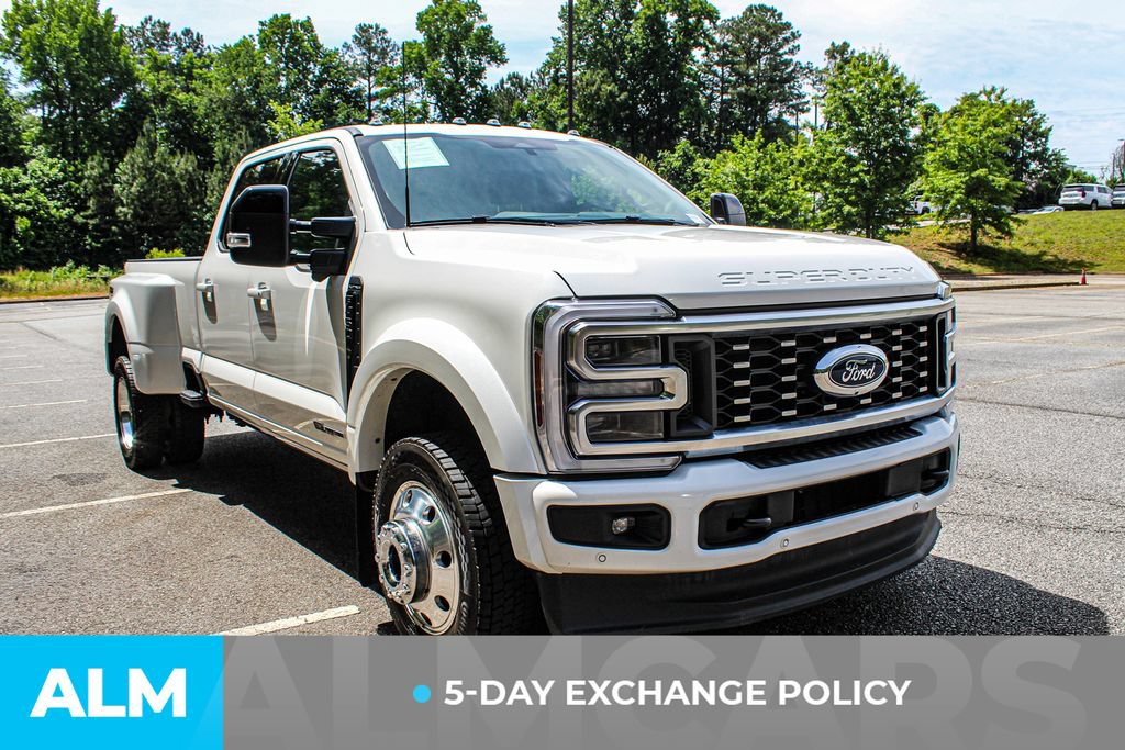 Used 2025 Ford F450 Platinum w/ FX4 Off-Road Package AWD/4WD image 3
