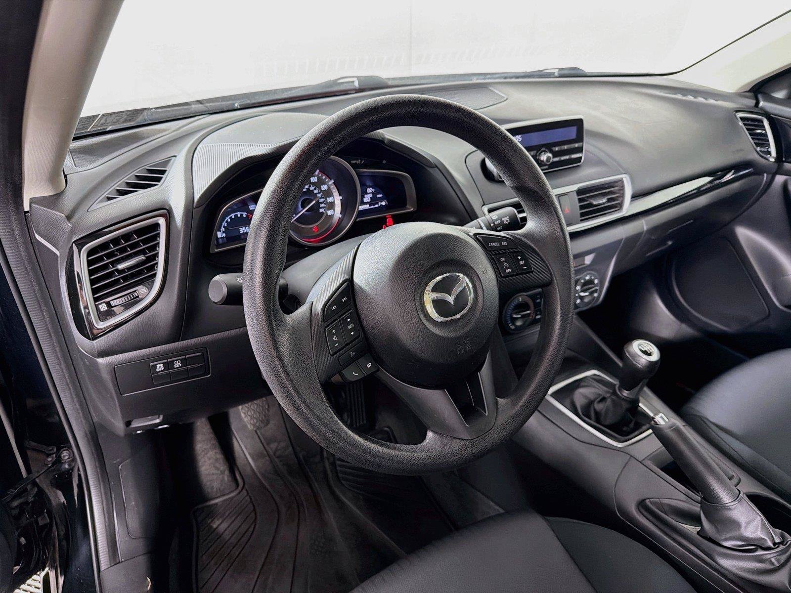 Used 2014 MAZDA MAZDA3 i Sport FWD image 16