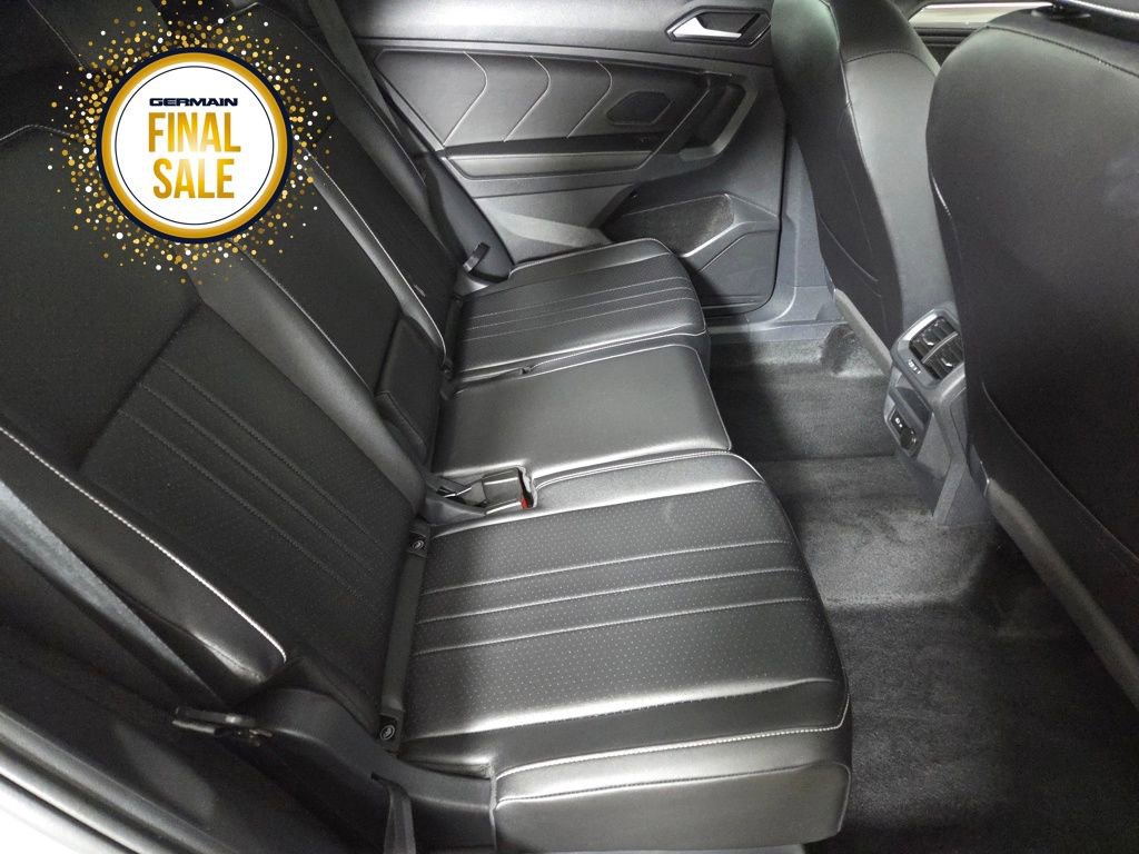 Used 2024 Volkswagen Tiguan SE R-Line image 19