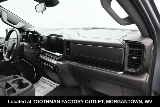 Used 2024 Chevrolet Silverado 1500 LT AWD/4WD image 8