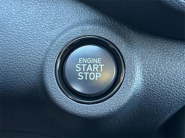 New 2025 Hyundai Venue SEL image 12