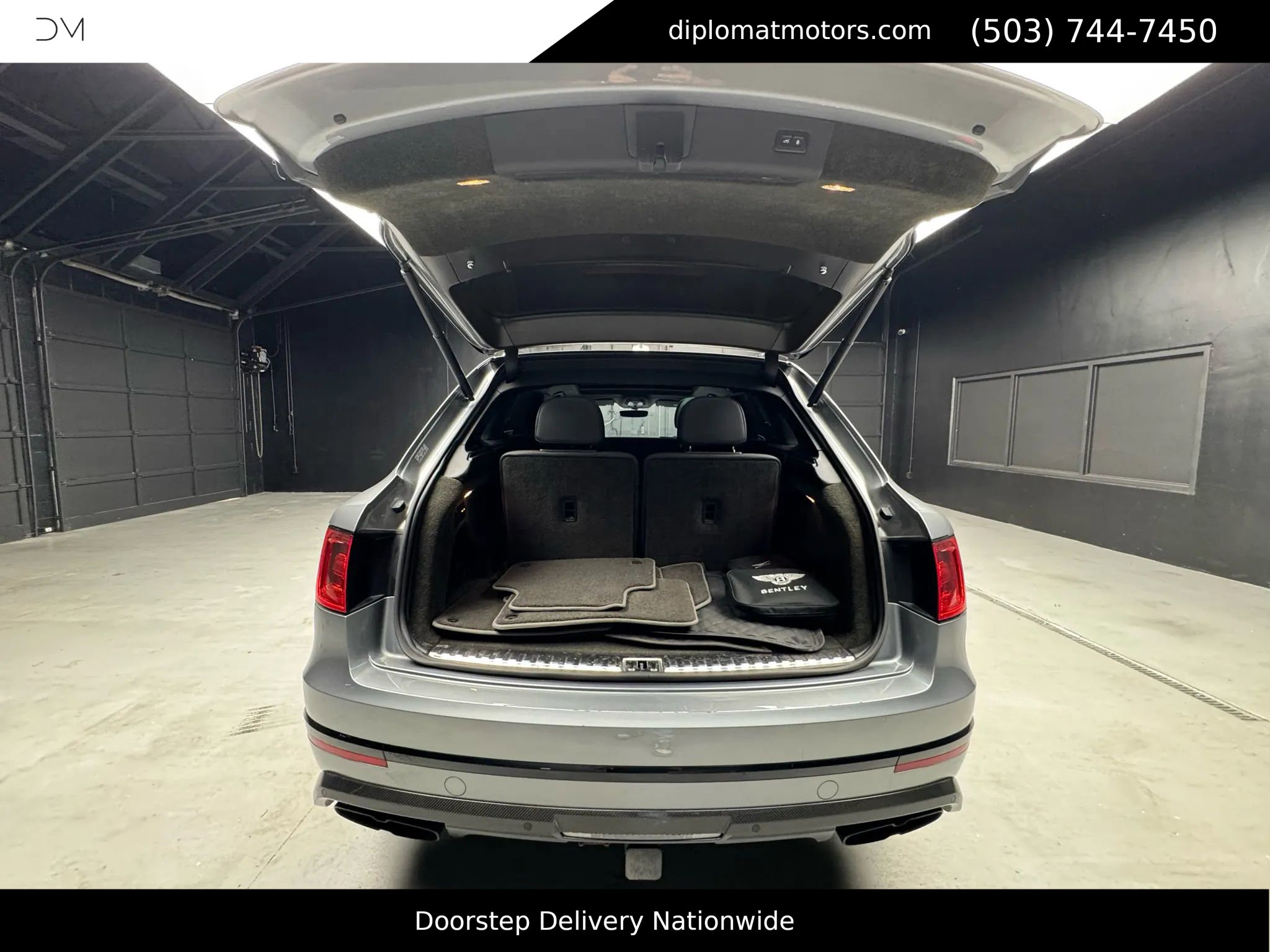 Used 2020 Bentley Bentayga image 48