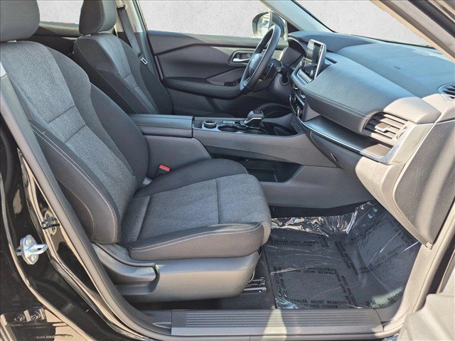 Used 2026 Nissan Rogue SV AWD/4WD image 21