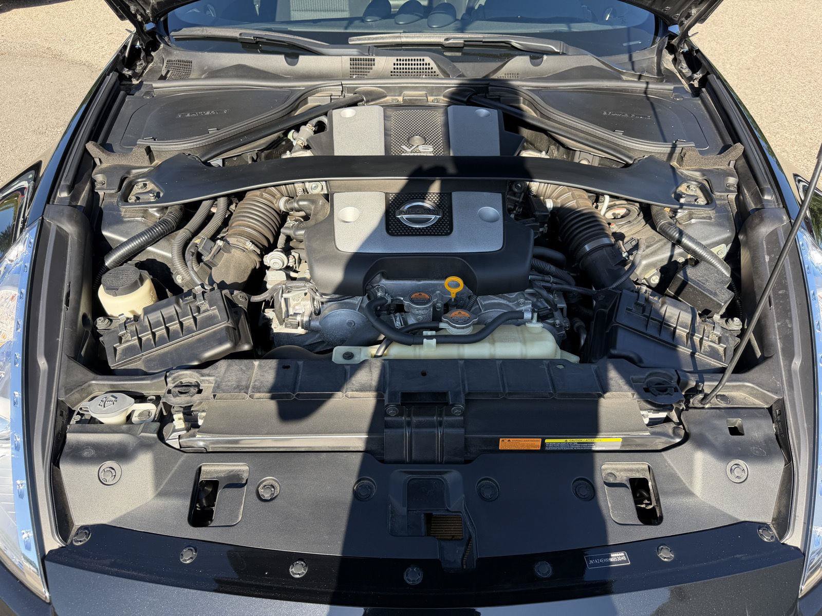 Used 2017 Nissan 370Z Coupe RWD image 24