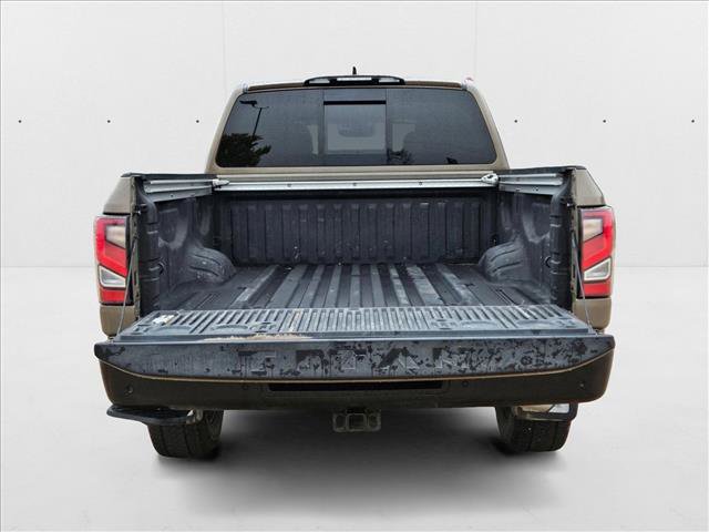 Used 2024 Nissan Titan PRO-4X w/ Pro-4x Convenience Package image 6