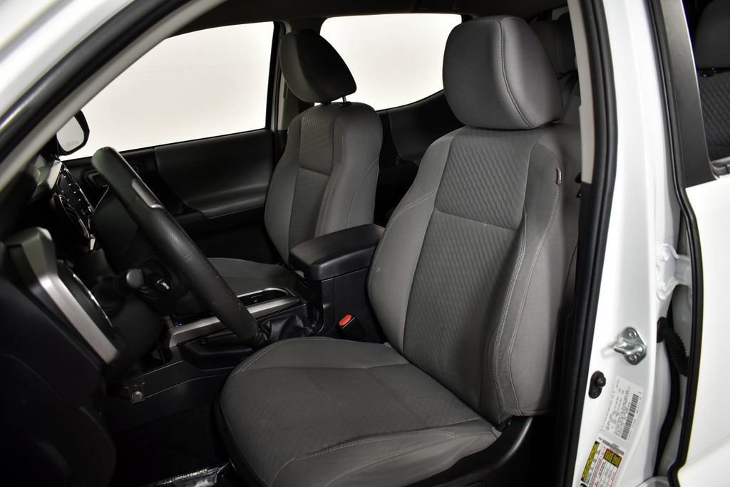 Used 2021 Toyota Tacoma SR5 image 9