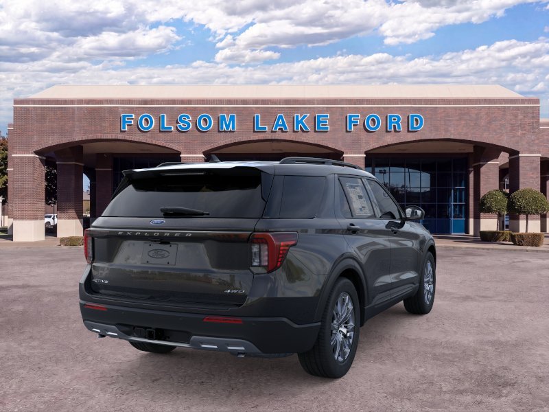 New 2026 Ford Explorer Active w/ Active Comfort Package AWD/4WD image 8