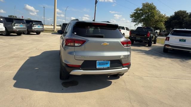 Used 2025 Chevrolet TrailBlazer LT FWD image 7