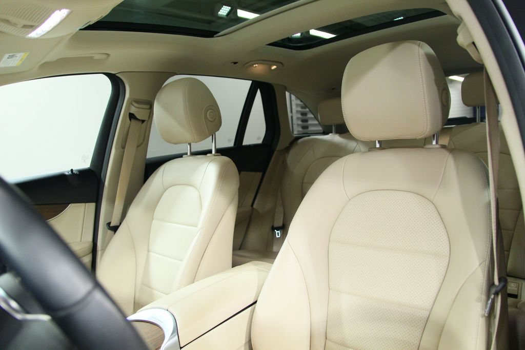 Certified 2022 Mercedes-Benz GLC 300 4MATIC image 7