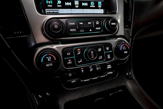 Used 2020 Chevrolet Suburban LT image 41