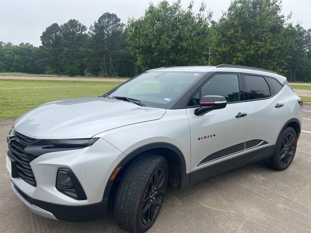 Used 2022 Chevrolet Blazer LT w/ Redline Edition FWD image 2