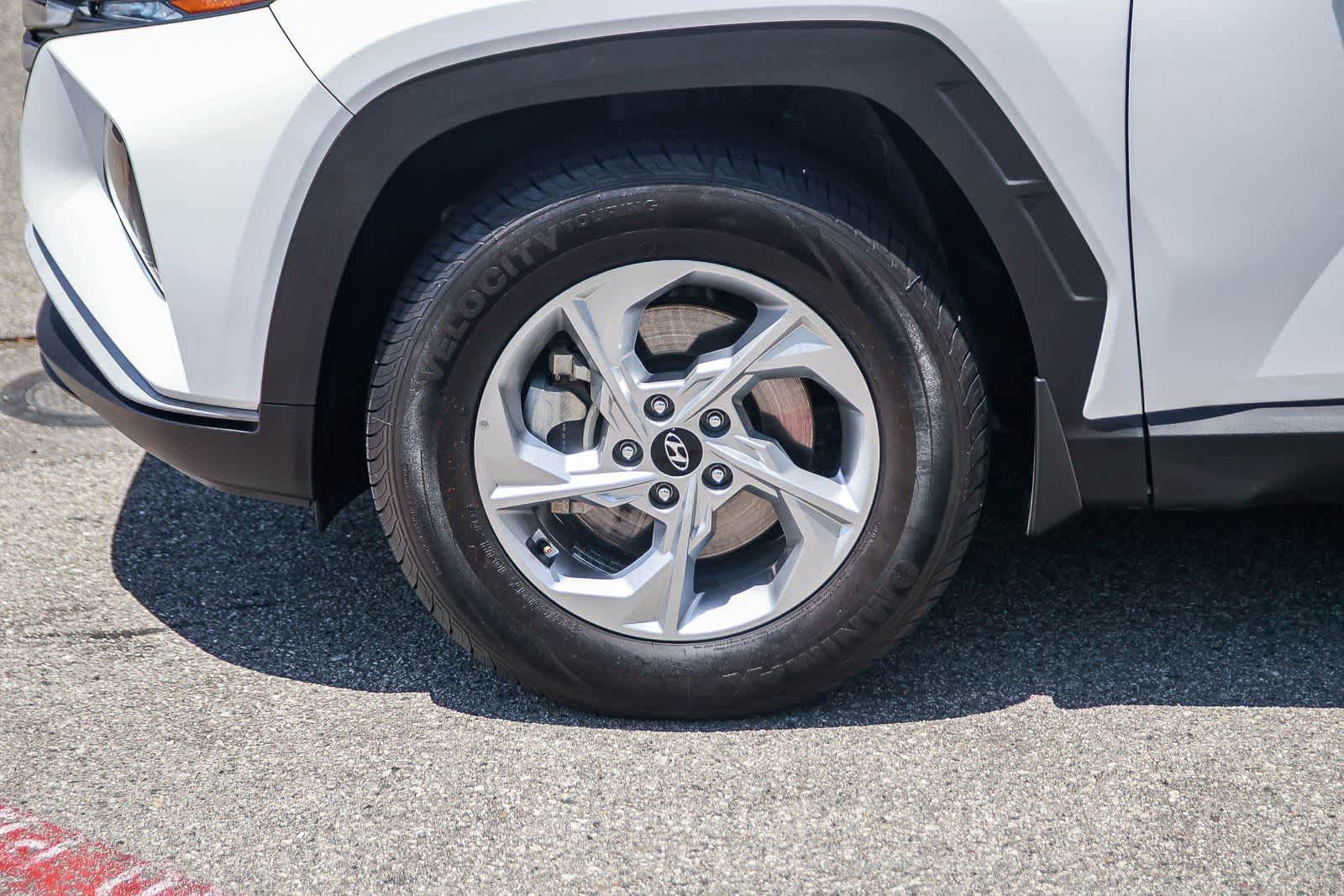 Used 2023 Hyundai Tucson SEL AWD/4WD image 9