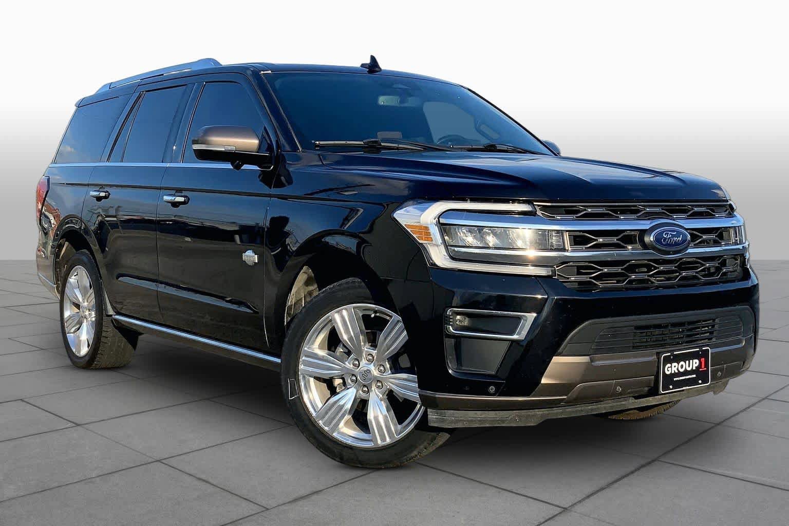 Used 2022 Ford Expedition King Ranch RWD image 3