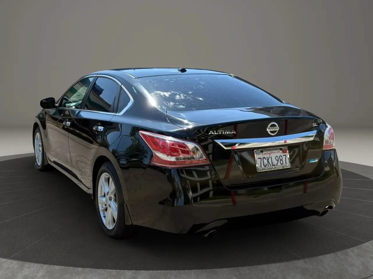 Used 2013 Nissan Altima 2.5 SL FWD image 8