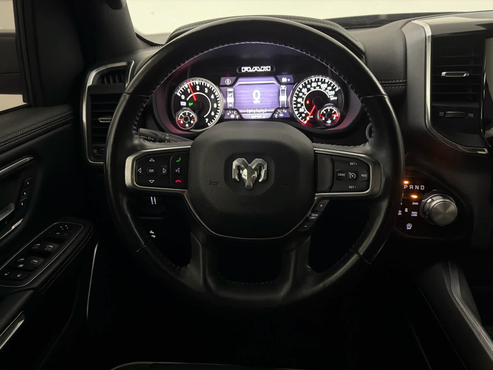 Used 2021 RAM 1500 Laramie w/ Sport Appearance Package AWD/4WD image 17
