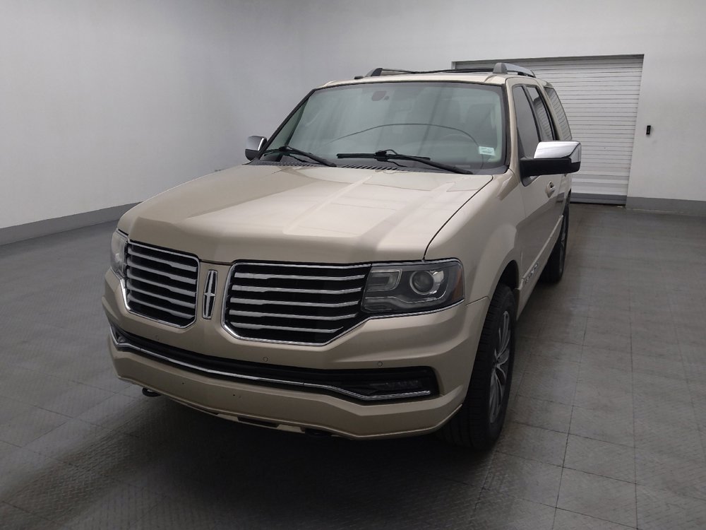 Used 2017 Lincoln Navigator Select RWD image 15