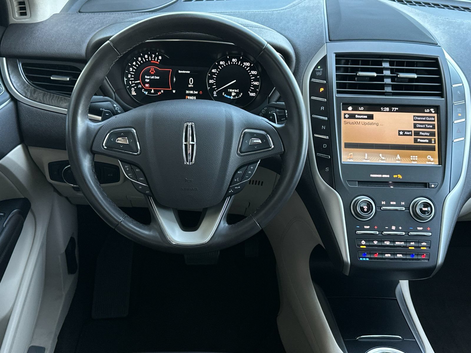 Used 2019 Lincoln MKC Reserve FWD image 14