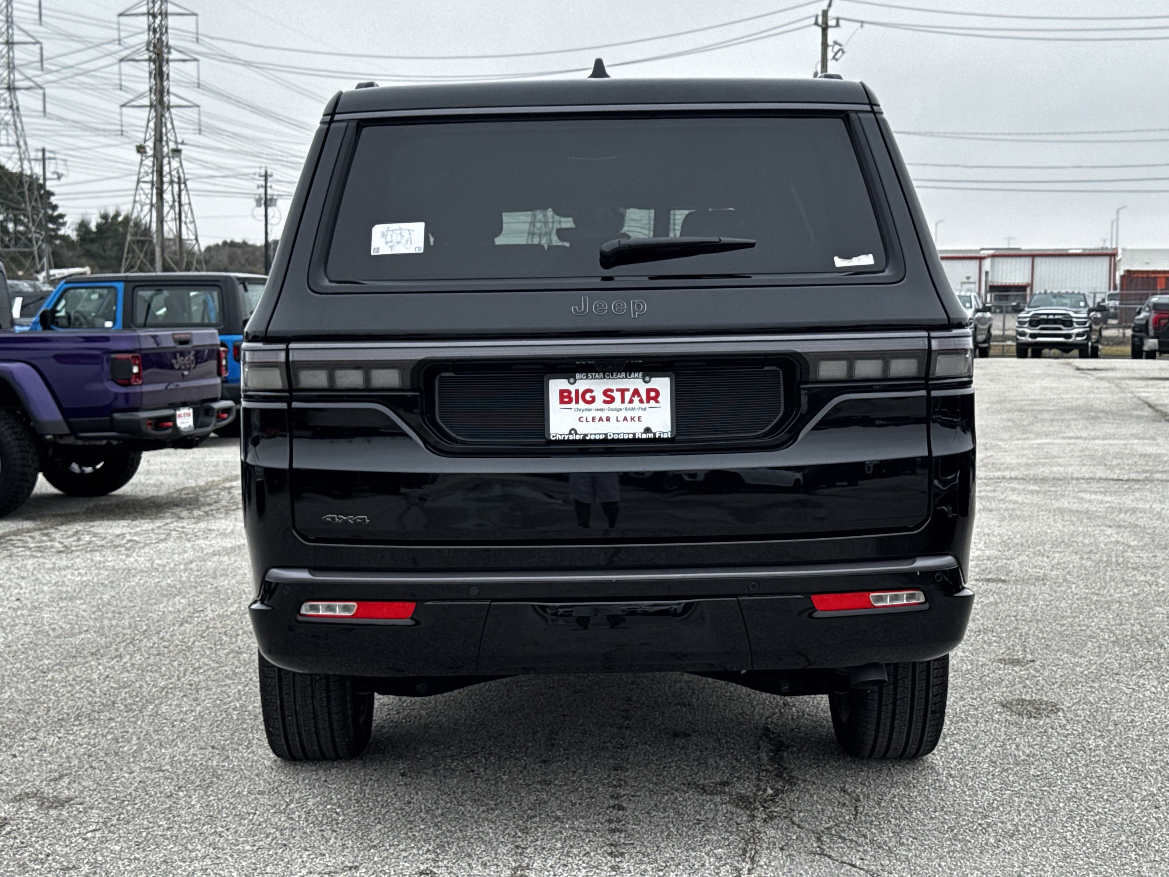 New 2026 Jeep Grand Wagoneer L Summit image 9