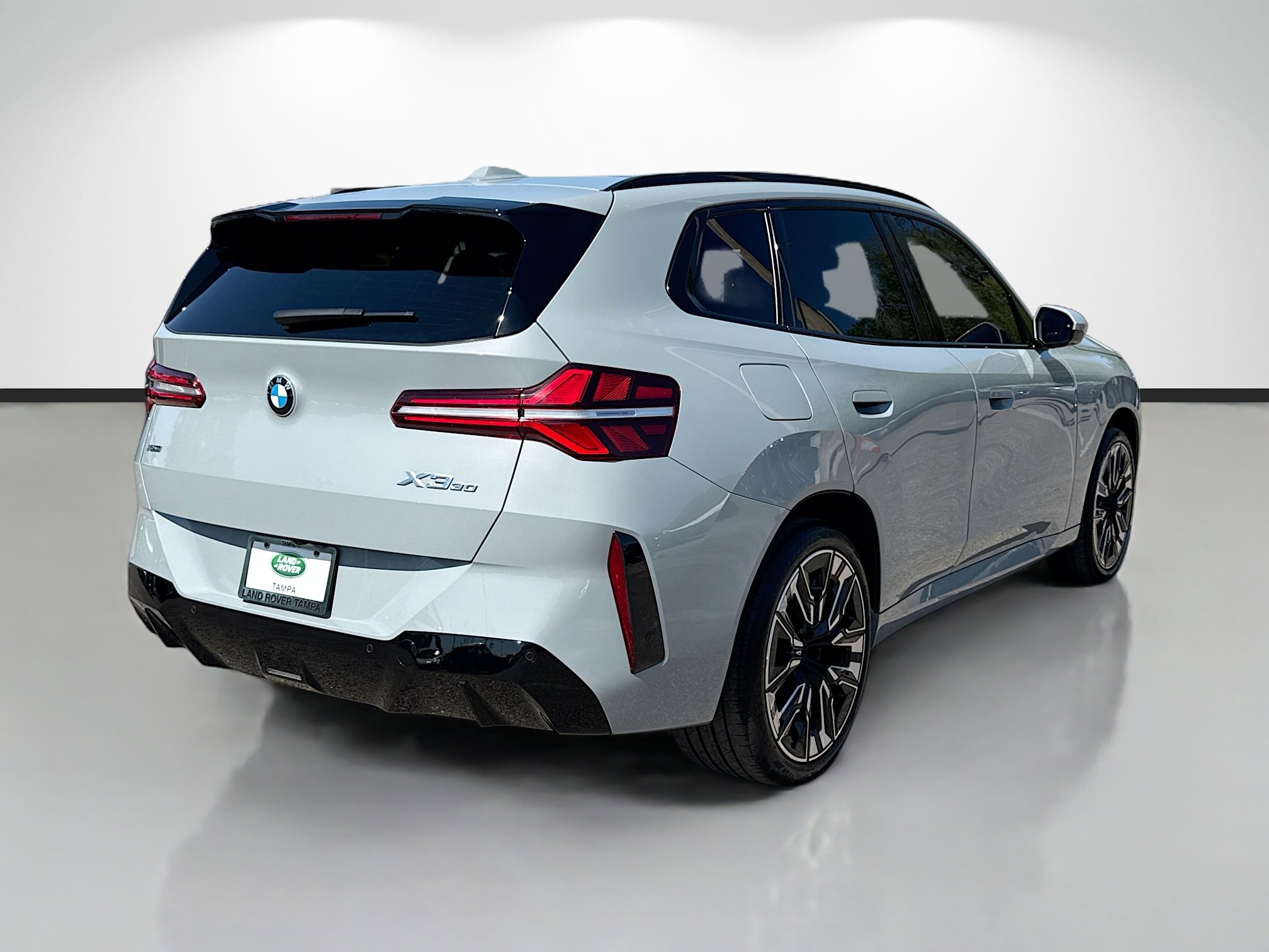 Used 2026 BMW X3 xDrive30 w/ M Sport Package AWD/4WD image 5