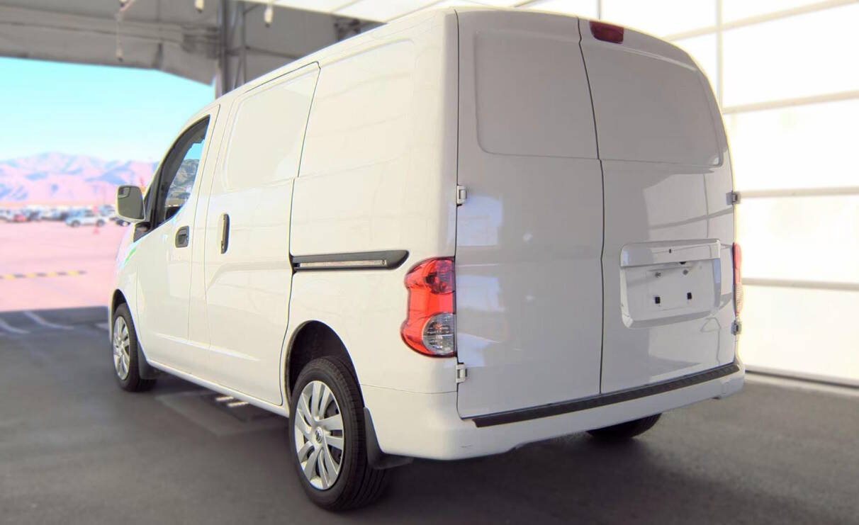 Used 2019 Nissan NV200 SV w/ Navigation Package FWD image 5