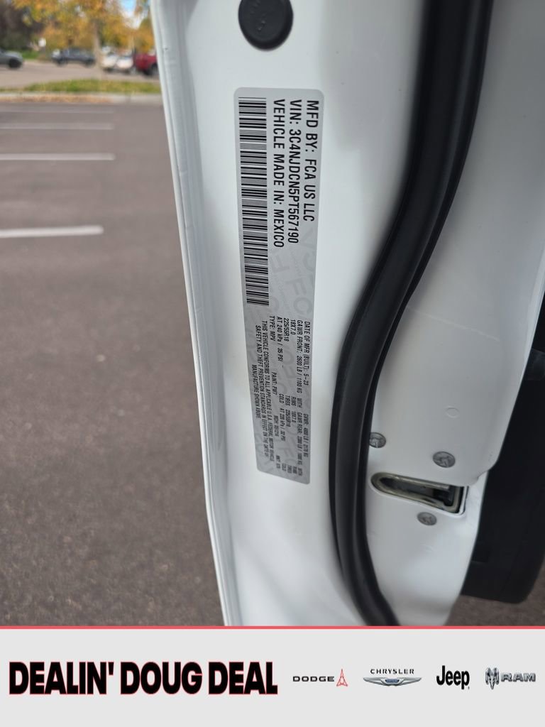 Used 2023 Jeep Compass Limited image 30