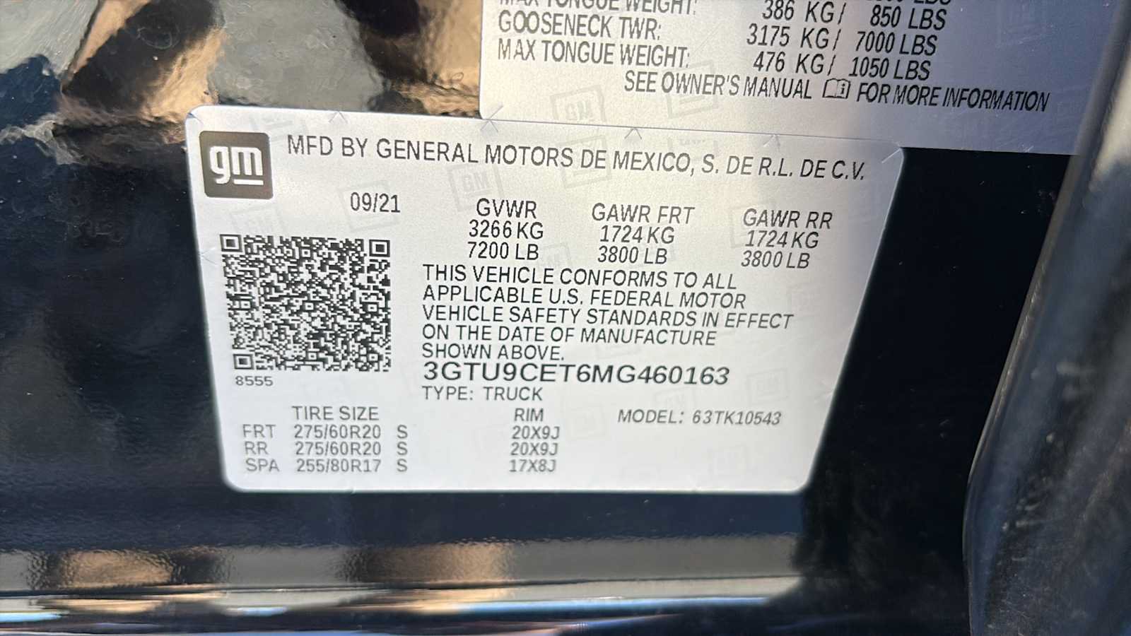 Used 2021 GMC Sierra 1500 Elevation w/ LPO, Elevation Black Package AWD/4WD image 15
