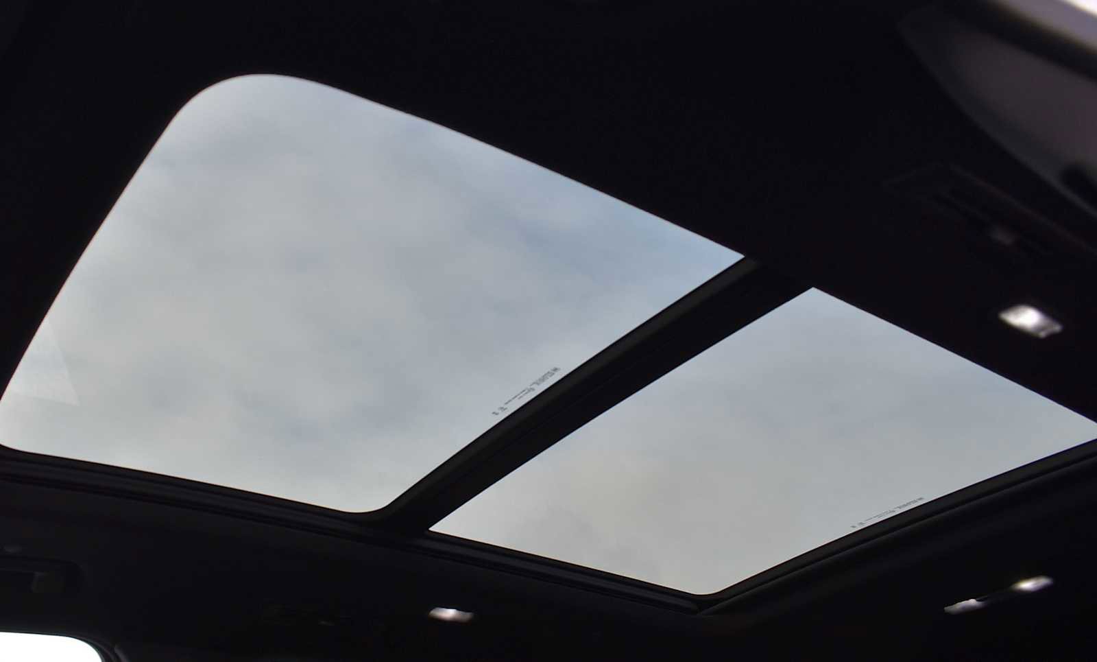 New 2026 Chevrolet Traverse RS image 11