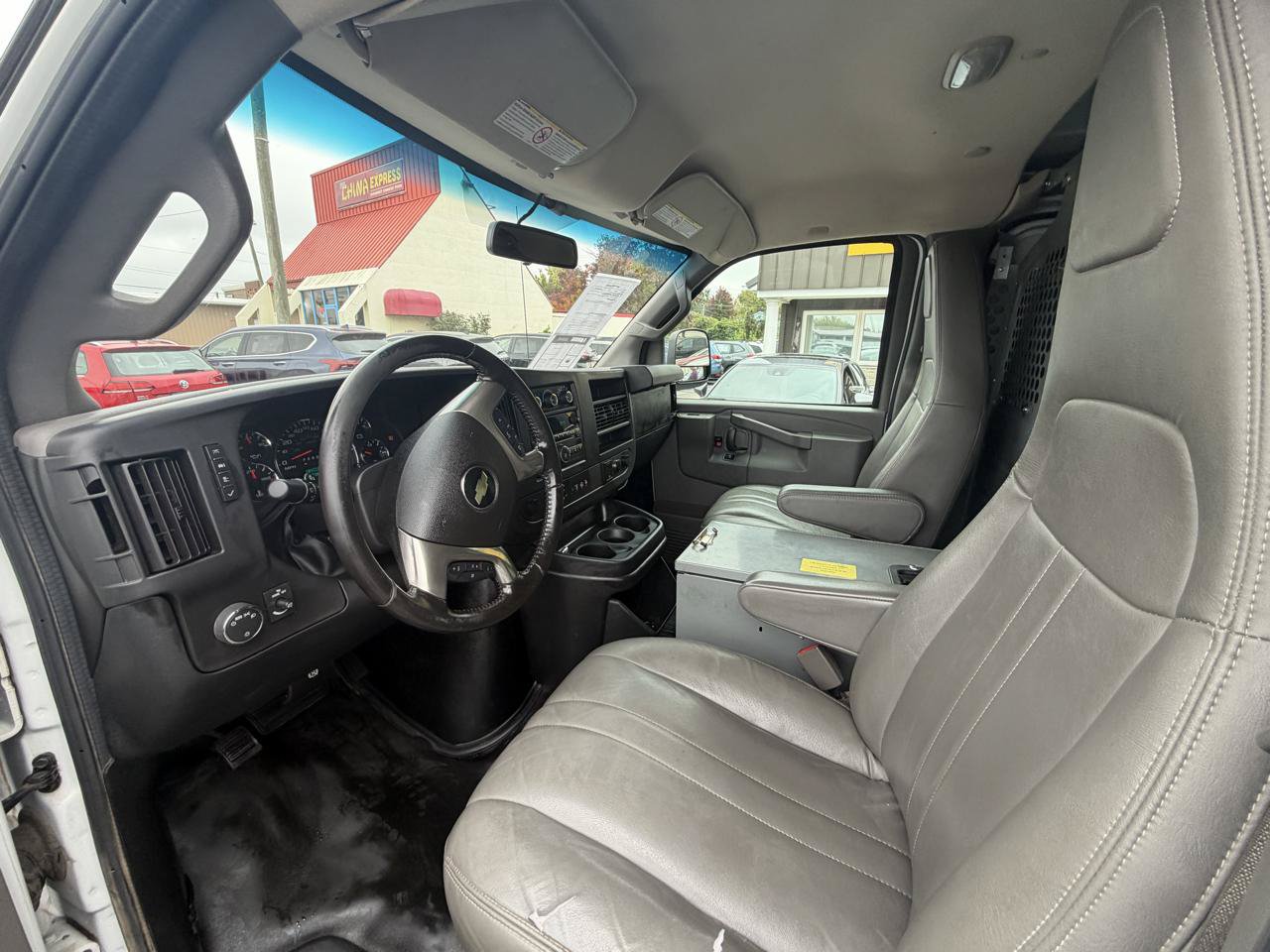 Used 2019 Chevrolet Express 2500 Extended w/ Communications Package RWD image 12