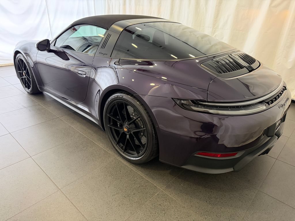 Certified 2025 Porsche 911 Targa 4 GTS w/ Premium Package AWD/4WD image 3
