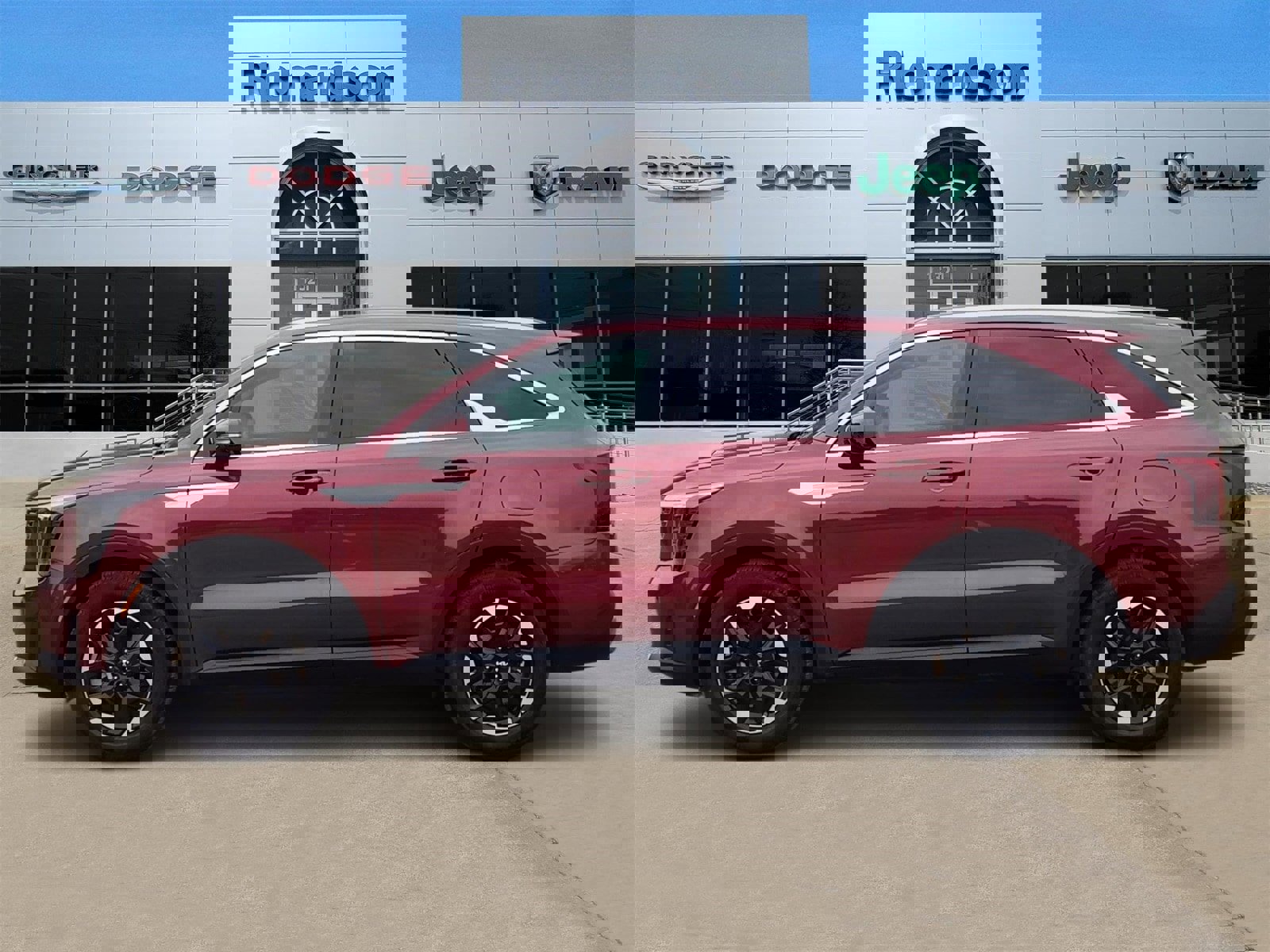 Used 2025 Kia Sorento S w/ Panoramic Sunroof Package image 3