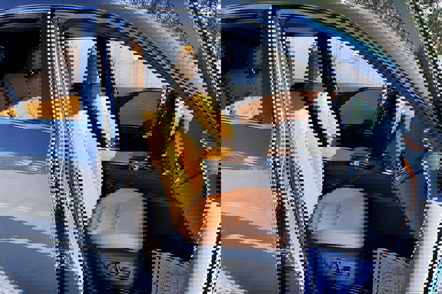 Used 2024 Lexus RX 350 Premium Plus w/ Convenience Package image 9