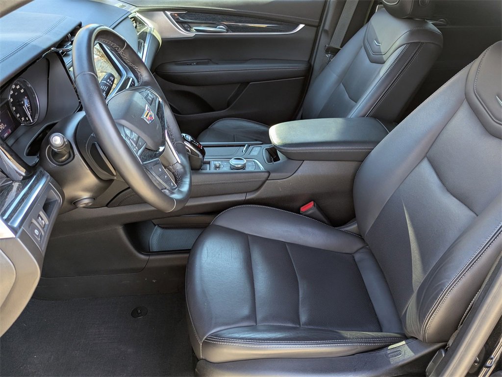 Used 2023 Cadillac XT5 Premium Luxury image 11