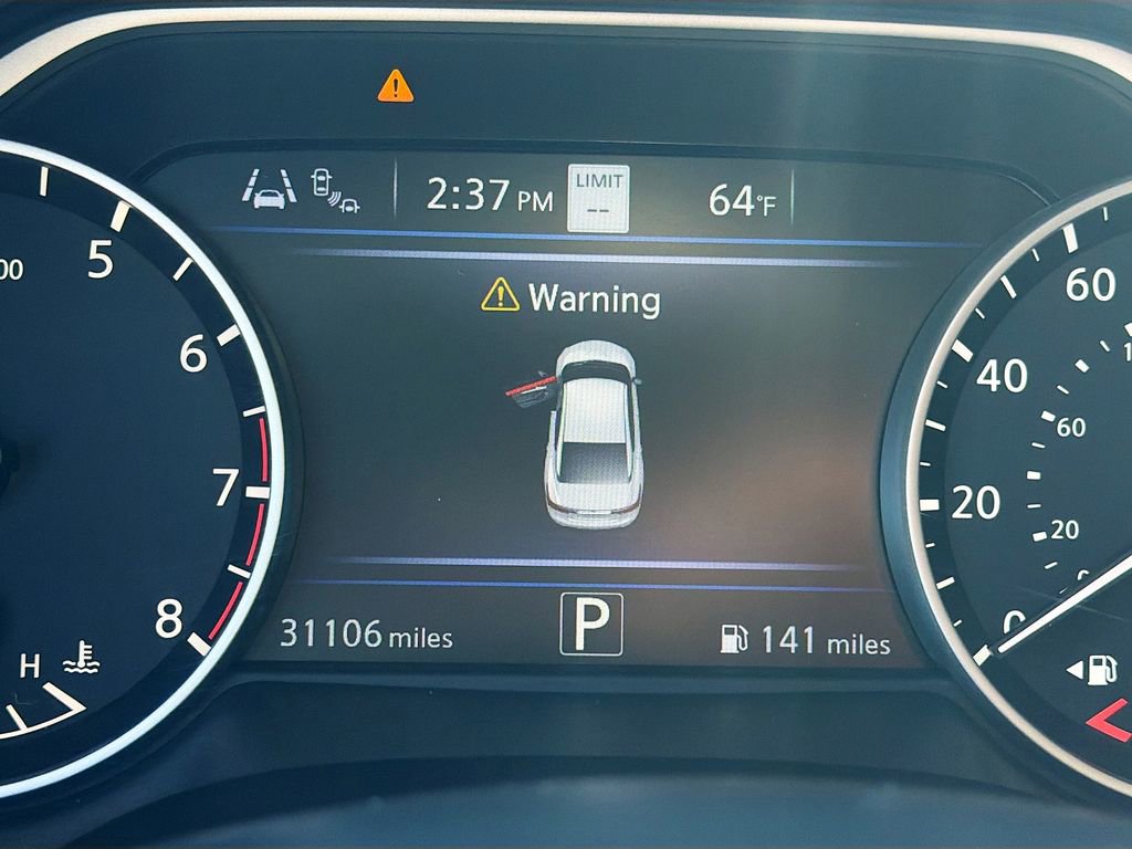 Used 2023 Nissan Maxima Platinum w/ Sport Mat Group FWD image 12