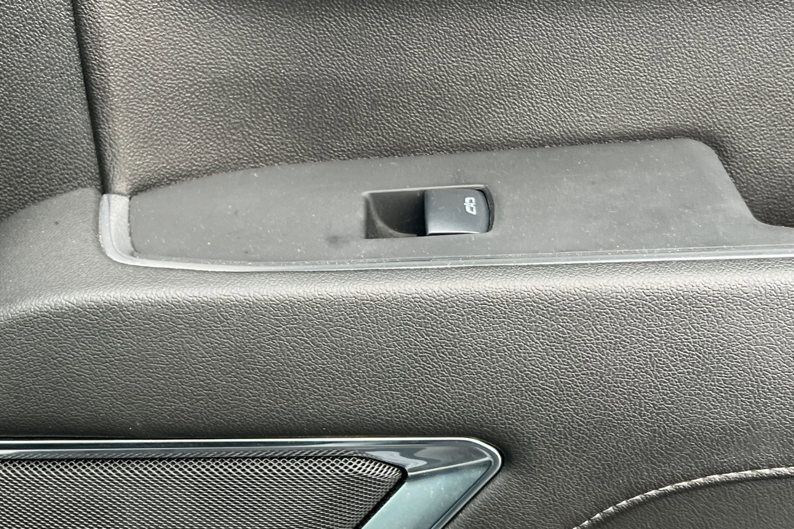 Used 2024 GMC Sierra 1500 SLT image 22