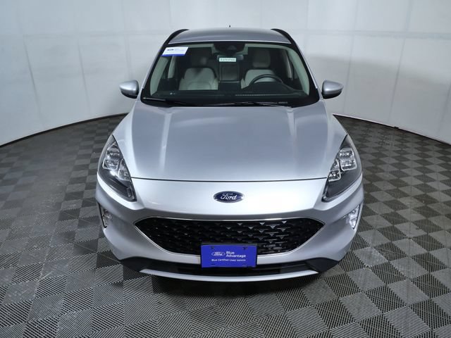 Certified 2020 Ford Escape Titanium AWD/4WD image 3