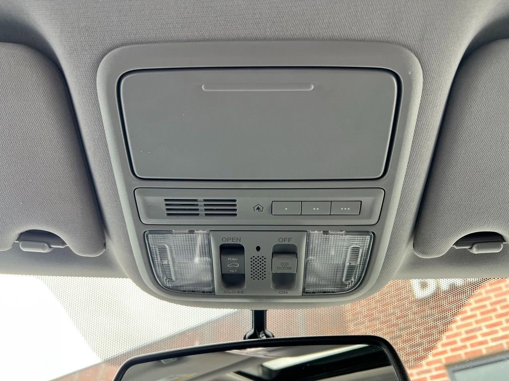 Used 2017 Honda Pilot EX-L image 19